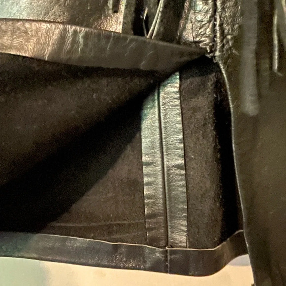 Vintage Made In USA 100% Leather Fringe Zipper Snap Closure Black Skirt - Picture 6 of 11